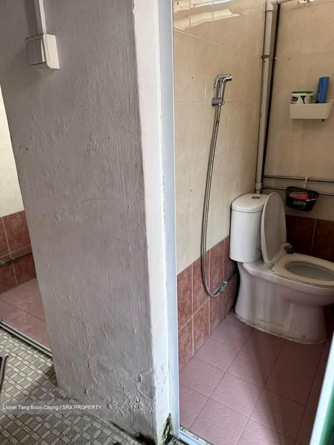 Onan Road (D15), Terrace #582749341